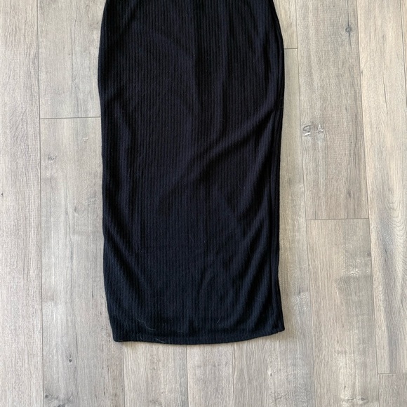 Lulus Black Ribbed One-Shoulder Cutout Midi Dress NWT - Picture 7 of 11